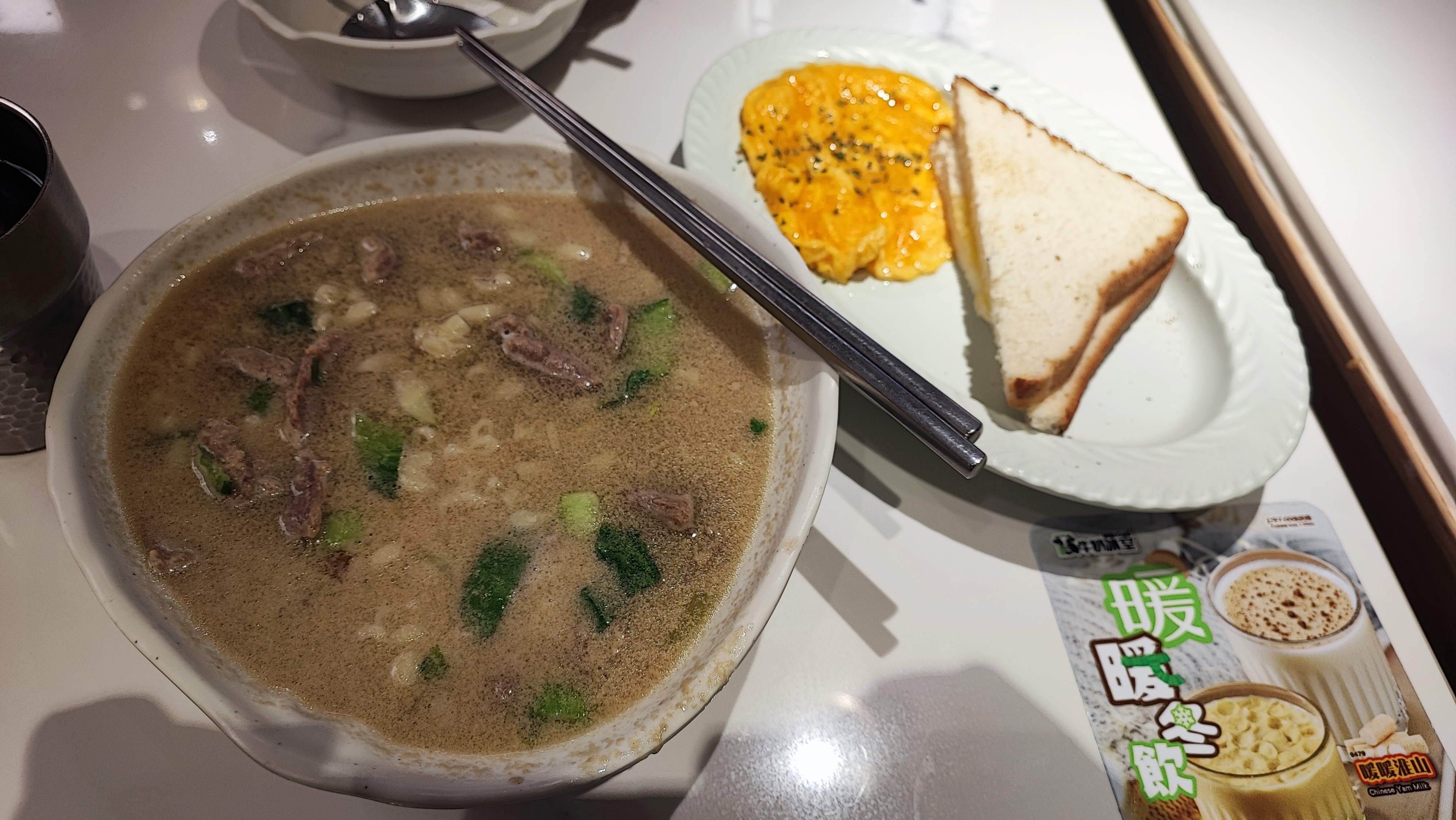 香港上水匯牛奶冰室